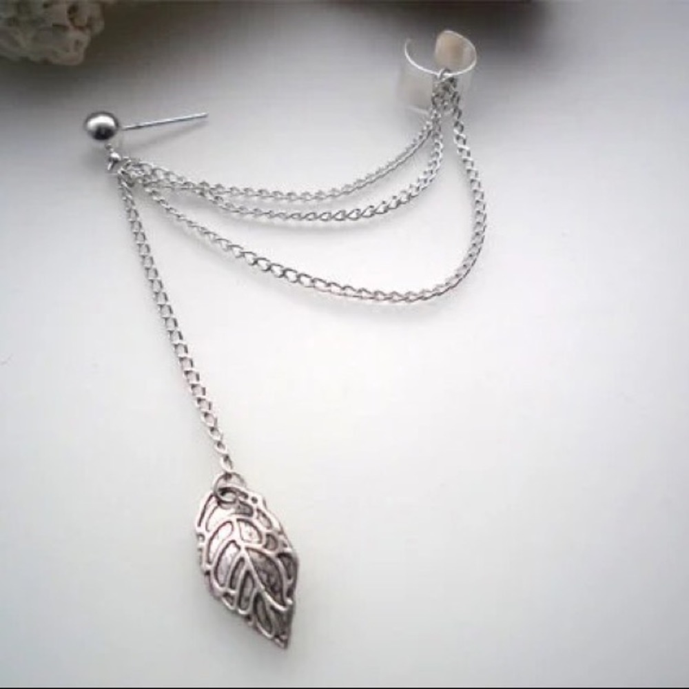Double Earring Leaf Tassle - Picture 2 of 4